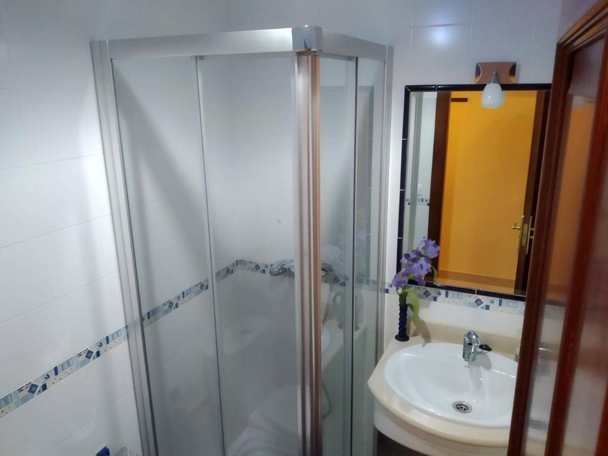 Apartamento La Real Caldas De Reis Exterior foto