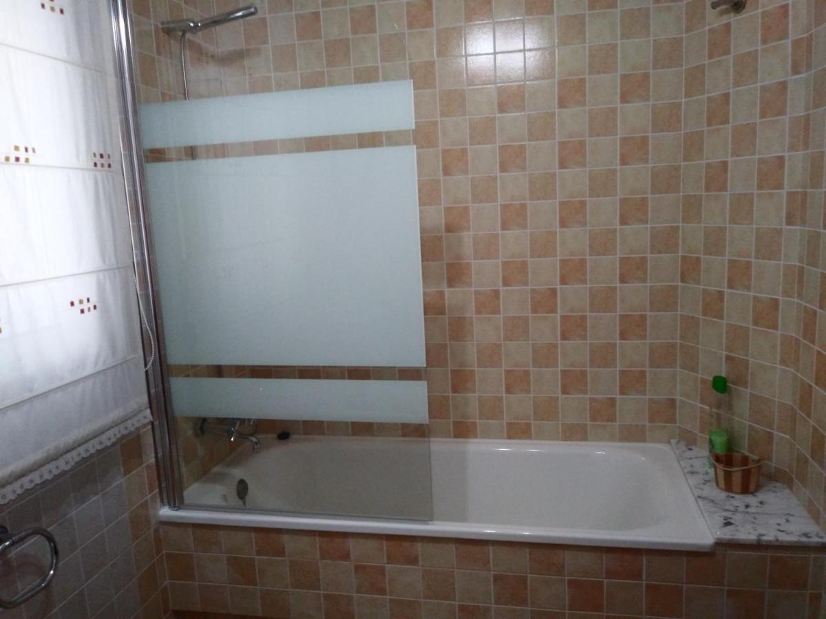 Apartamento La Real Caldas De Reis Exterior foto